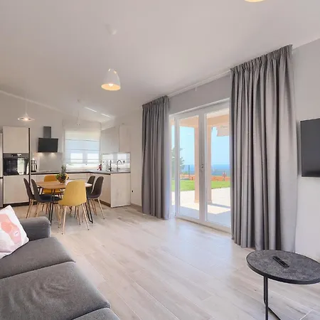 Bay View Nyaraló Diminići